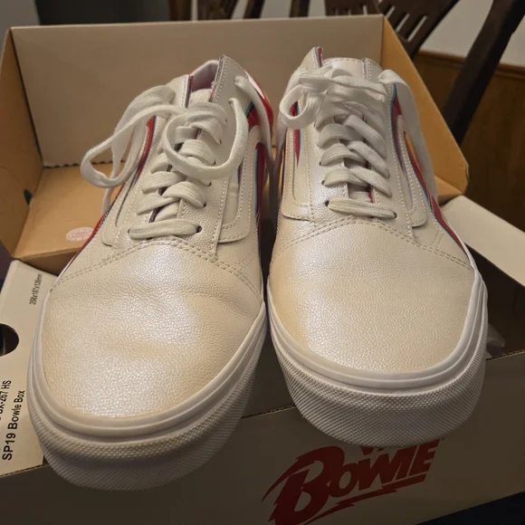 Vans Men's Cream and Red Athletic Shoes - Main Image